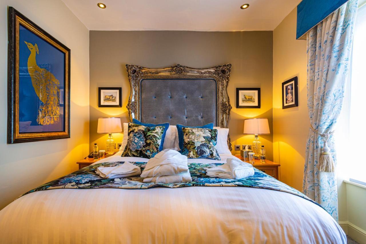 The Rutland Arms Hotel, Bakewell, Derbyshire Ngoại thất bức ảnh