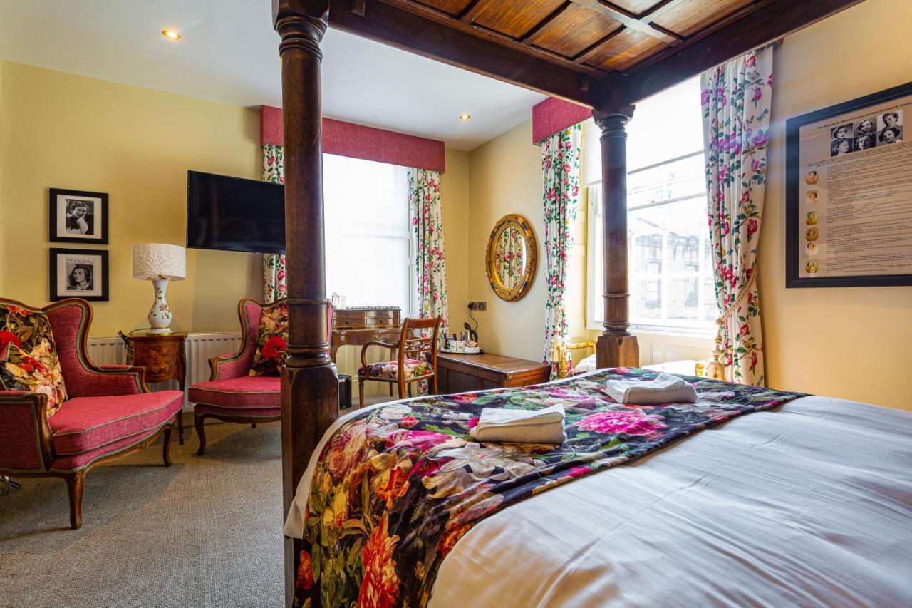 The Rutland Arms Hotel, Bakewell, Derbyshire Ngoại thất bức ảnh