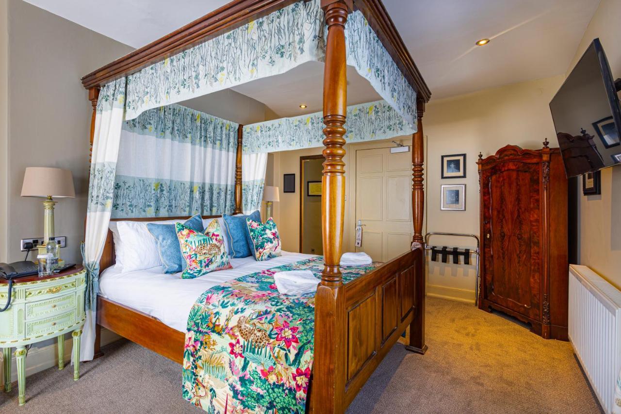 The Rutland Arms Hotel, Bakewell, Derbyshire Ngoại thất bức ảnh