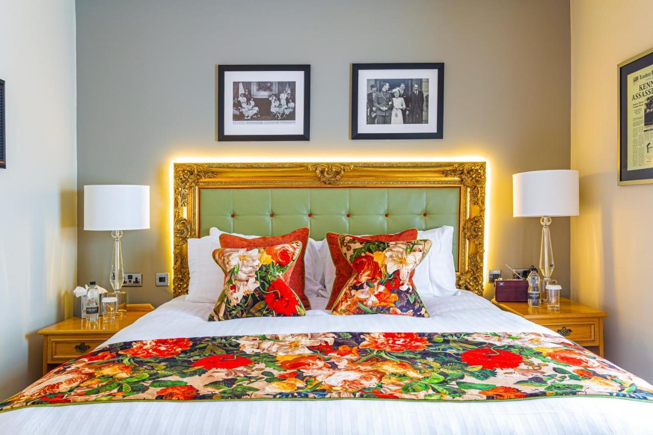 The Rutland Arms Hotel, Bakewell, Derbyshire Ngoại thất bức ảnh