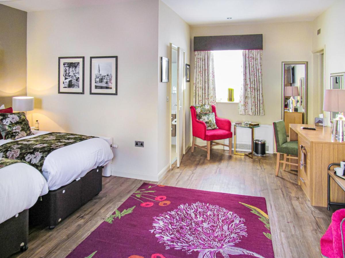 The Rutland Arms Hotel, Bakewell, Derbyshire Ngoại thất bức ảnh