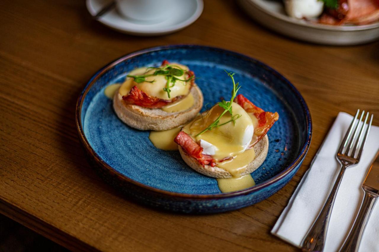The Rutland Arms Hotel, Bakewell, Derbyshire Ngoại thất bức ảnh