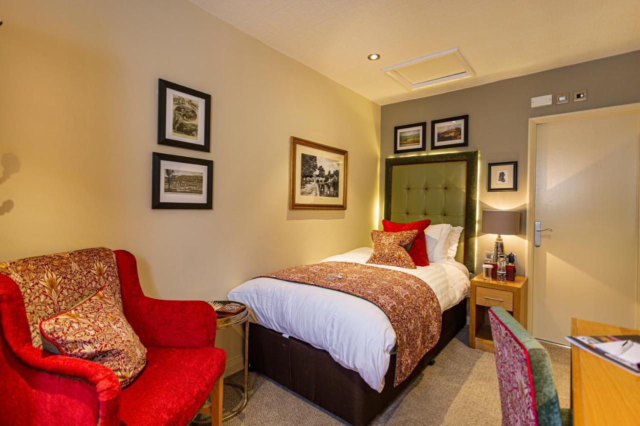 The Rutland Arms Hotel, Bakewell, Derbyshire Ngoại thất bức ảnh