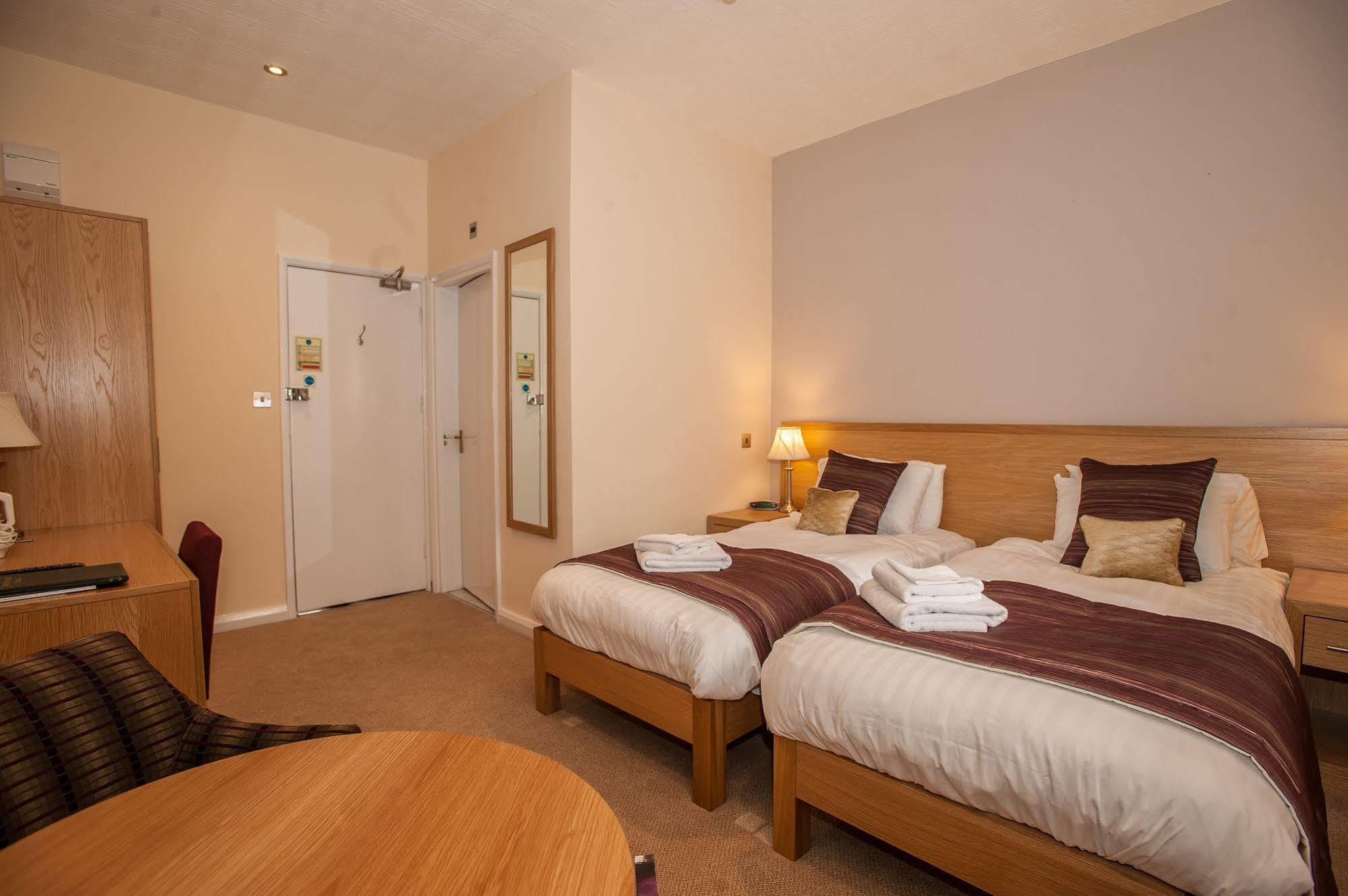 The Rutland Arms Hotel, Bakewell, Derbyshire Ngoại thất bức ảnh
